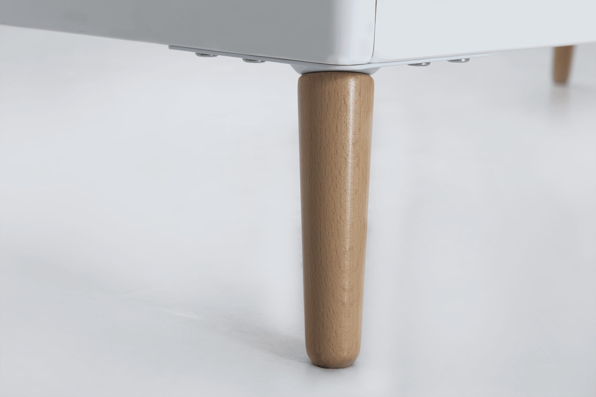 Acrylic baby cot Durable and stable small new born baby bed - The Baby's Room